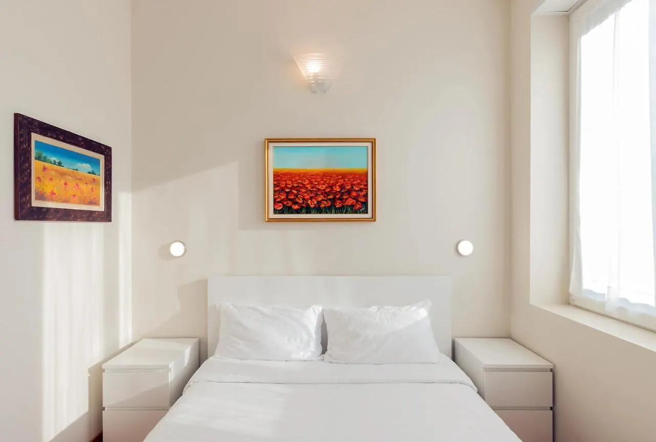 Milan Retreats Cadorna Duomo Apartment 0*,  Italy
